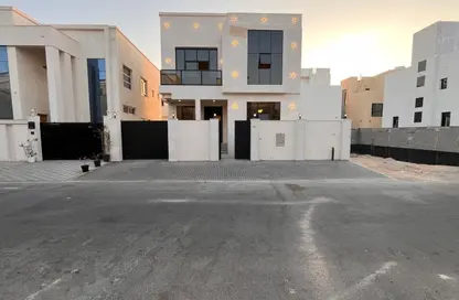 Villa - 3 Bedrooms - 5 Bathrooms for sale in Al Yasmeen 1 - Al Yasmeen - Ajman