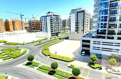 Apartment - 1 Bedroom - 2 Bathrooms for rent in Jumeirah Garden City - Al Satwa - Dubai