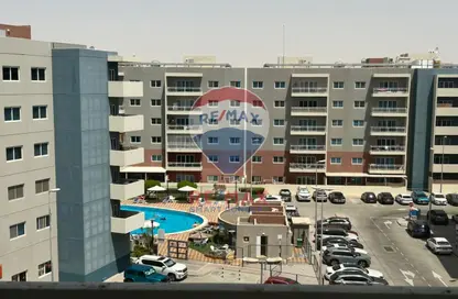 Apartment - 1 Bedroom - 1 Bathroom for rent in Tower 42 - Al Reef Downtown - Al Reef - Abu Dhabi