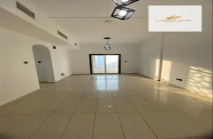 شقة - 2 غرف نوم - 3 حمامات للايجار في القصباء - الشارقة