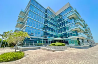 Apartment - 2 Bedrooms - 3 Bathrooms for rent in Al Marasy - Al Bateen - Abu Dhabi