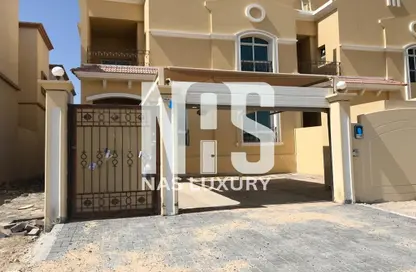 Townhouse - 5 Bedrooms - 6 Bathrooms for rent in Mohamed Bin Zayed City Villas - Mohamed Bin Zayed City - Abu Dhabi