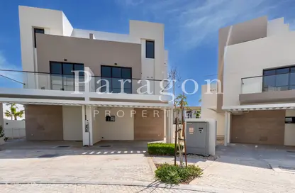 Townhouse - 5 Bedrooms - 6 Bathrooms for rent in Greenwoods - DAMAC Hills - Dubai