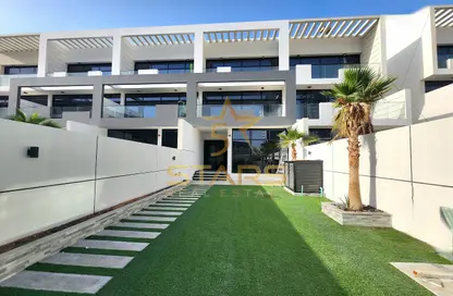 Villa - 4 Bedrooms - 6 Bathrooms for rent in Casa Luxo - Jumeirah Village Circle - Dubai