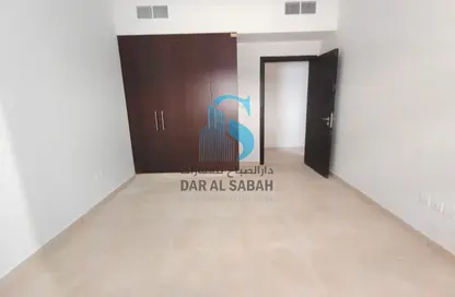 شقة - 2 غرف نوم - 2 حمامات للايجار في سرور 443 - النهدة - الشارقة