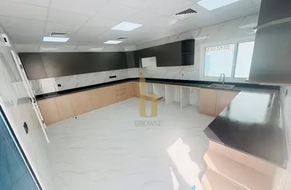 Villa - 5 Bedrooms - 5 Bathrooms for rent in Jumeirah 3 Villas - Jumeirah 3 - Jumeirah - Dubai