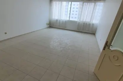 Apartment - 2 Bedrooms - 2 Bathrooms for rent in New Al Taawun Road - Al Taawun - Sharjah