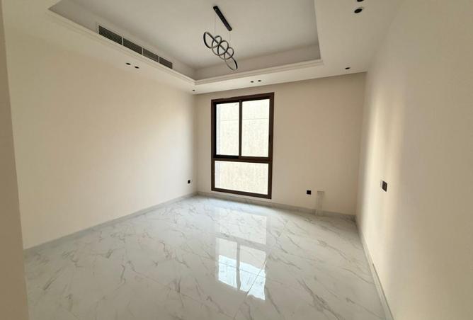 15713721 - صورة العقار 2