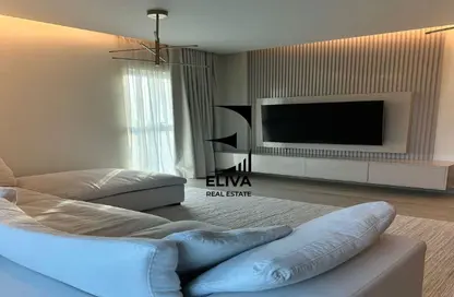 Apartment - 3 Bedrooms - 3 Bathrooms for sale in Waters Edge - Yas Island - Abu Dhabi