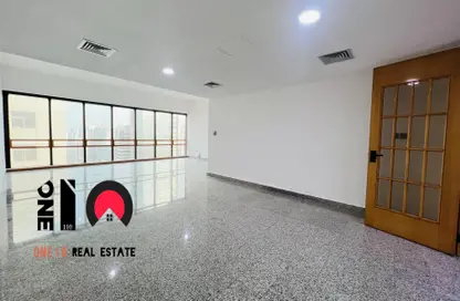 Empty Room image for: Apartment - 3 Bedrooms - 4 Bathrooms for rent in Corniche Road - Abu Dhabi, Image 1