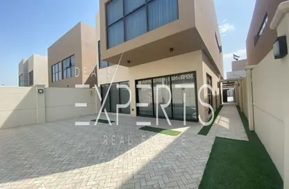 Townhouse - 4 Bedrooms - 6 Bathrooms for rent in Aldhay at Bloom Gardens - Bloom Gardens - Al Salam Street - Abu Dhabi