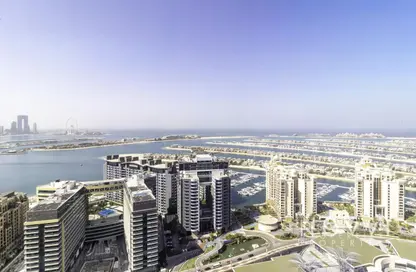 Apartment - Studio - 1 Bathroom for rent in The Palm Tower - Palm Jumeirah - Dubai