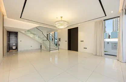 Villa - 4 Bedrooms - 6 Bathrooms for rent in Le Parc Homes II - Jumeirah Village Circle - Dubai