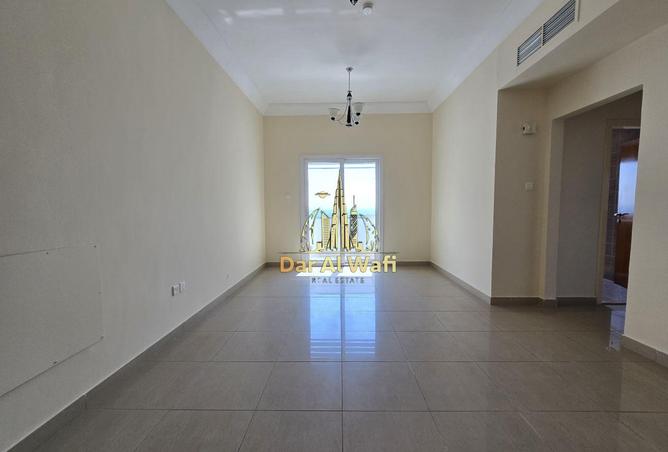 16005743 - Property Image 2