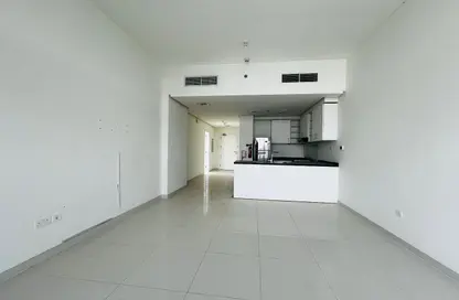 Apartment - 1 Bedroom - 1 Bathroom for rent in Golf Promenade 4A - Golf Promenade - DAMAC Hills - Dubai