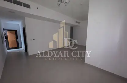شقة - 2 غرف نوم - 3 حمامات للبيع في قرية الاميرة - الياسمين - عجمان