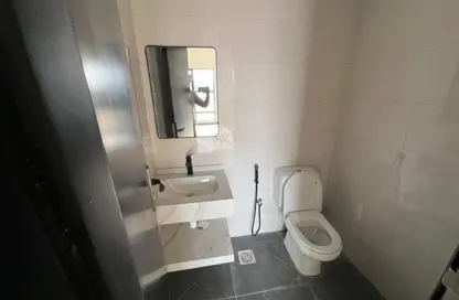 شقة - 2 غرف نوم - 3 حمامات للايجار في الجرف - عجمان وسط المدينة - عجمان