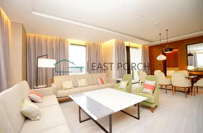 Living Room image for: Apartment - 4 Bedrooms - 5 Bathrooms for rent in The Residences at Caesars Resort - Caesars Bluewaters Dubai - Bluewaters - Dubai, Image 1