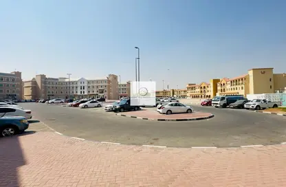 Retail - Studio - 1 Bathroom for rent in France Cluster - International City - Dubai