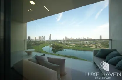Apartment - 3 Bedrooms - 4 Bathrooms for rent in Vida Residence 2 - Vida Residence - The Hills - Dubai
