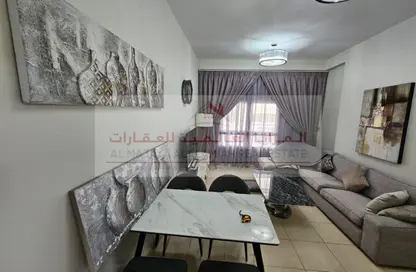 Apartment - 1 Bedroom - 2 Bathrooms for rent in Safia Tower - Al Majaz 3 - Al Majaz - Sharjah Apartment - 1 Bedroom - 2 Bathrooms for rent in Safia Tower - Al Majaz 3 - Al Majaz - Sharjah