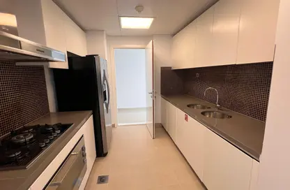 Apartment - 3 Bedrooms - 4 Bathrooms for rent in Etihad Tower 5 - Etihad Towers - Corniche Road - Abu Dhabi