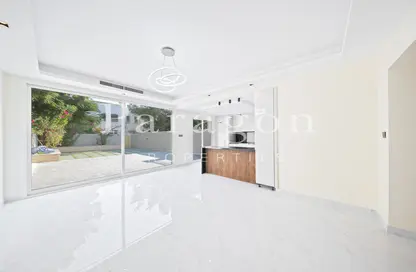 Villa - 2 Bedrooms - 3 Bathrooms for sale in Springs 15 - The Springs - Dubai