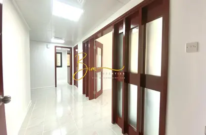 Hall / Corridor image for: Apartment - 4 Bedrooms - 4 Bathrooms for rent in Electra Street - Abu Dhabi, Image 1