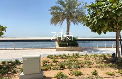صورة لـ منظر مائي. تاون هاوس - 3 غرف نوم - 5 حمامات للبيع في مساكن لامار - برج السيف - شاطئ الراحة - أبوظبي ، صورة رقم 1