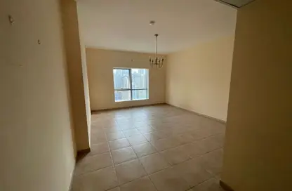 Apartment - 1 Bedroom - 2 Bathrooms for rent in Al Majaz 2 - Al Majaz - Sharjah Apartment - 1 Bedroom - 2 Bathrooms for rent in Al Majaz 2 - Al Majaz - Sharjah