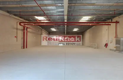 Warehouse - Studio - 1 Bathroom for rent in Phase 1 - Dubai Investment Park (DIP) - Dubai