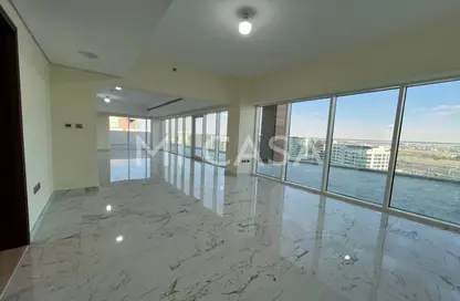 Empty Room image for: Apartment - 5 Bedrooms - 5 Bathrooms for rent in Al Seef - Al Raha Beach - Abu Dhabi, Image 1