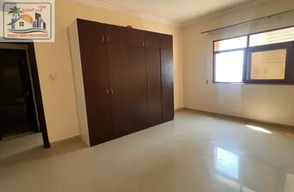 Apartment - 2 Bedrooms - 2 Bathrooms for rent in Al Khan Corniche - Al Khan - Sharjah