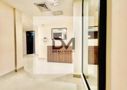 Apartment - 3 bedrooms - 3 bathrooms for rent in Al Kali Building - Tourist Club Area - Abu Dhabi
