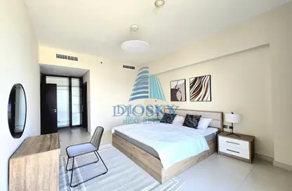 Apartment - 1 Bedroom - 2 Bathrooms for rent in Bahwan Tower Downtown - Downtown Dubai - Dubai