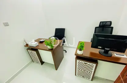 Office Space - Studio - 1 Bathroom for rent in Red Avenue - Al Garhoud - Dubai