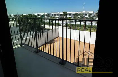 Townhouse - 2 Bedrooms - 3 Bathrooms for rent in The Magnolias - Yas Acres - Yas Island - Abu Dhabi