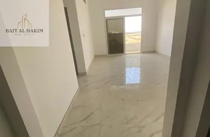 Apartment - 2 Bedrooms - 2 Bathrooms for rent in Al Jurf Industrial 3 - Al Jurf Industrial - Ajman