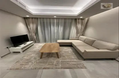 Living Room image for: Apartment - 1 Bedroom - 2 Bathrooms for rent in Centurion Onyx - Meydan - Dubai, Image 1