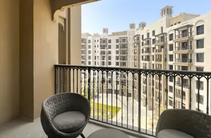 Apartment - 1 Bedroom - 1 Bathroom for sale in Lamtara 2 - Madinat Jumeirah Living - Umm Suqeim - Dubai