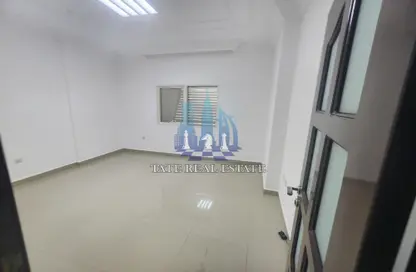 مكتب - استوديو - 1 حمام للايجار في شارع الكورنيش - أبوظبي
