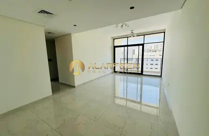 شقة - 2 غرف نوم - 3 حمامات للايجار في ميموزا بيلدينج - جنوب البرشاء - البرشاء - دبي