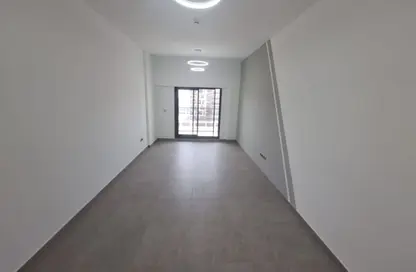Apartment - 2 Bedrooms - 3 Bathrooms for rent in Jumeirah Garden City - Al Satwa - Dubai