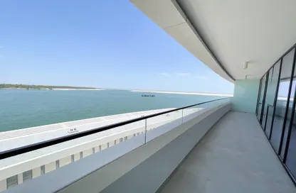 Apartment - 2 Bedrooms - 4 Bathrooms for rent in Al Sail Tower - Al Dana - Al Raha Beach - Abu Dhabi