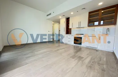 Apartment - 1 Bedroom - 1 Bathroom for rent in Holland Gardens - Town Square - Dubai