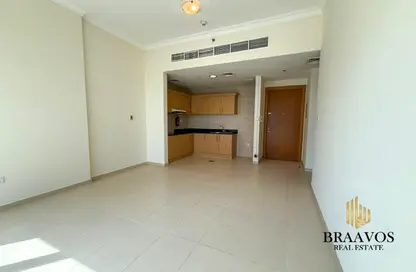 Apartment - 1 Bedroom - 1 Bathroom for sale in Mayfair Tower - Business Bay - Dubai