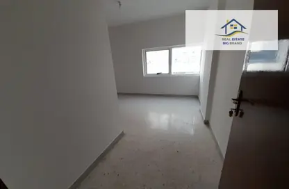 Empty Room image for: Apartment - 1 Bedroom - 2 Bathrooms for rent in Al Khalidiya - Abu Dhabi, Image 1