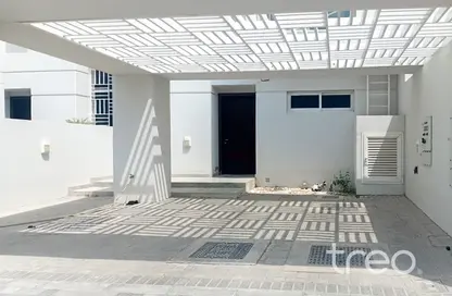 Townhouse - 3 Bedrooms - 4 Bathrooms for rent in Arabella Townhouses 1 - Arabella Townhouses - Mudon - Dubai
