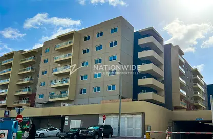 Apartment - 2 Bedrooms - 3 Bathrooms for sale in Tower 25 - Al Reef Downtown - Al Reef - Abu Dhabi