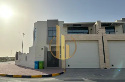 فيلا - 4 غرف نوم - 7 حمامات للبيع في C تلال سيتي - تلال سيتي - الشارقة